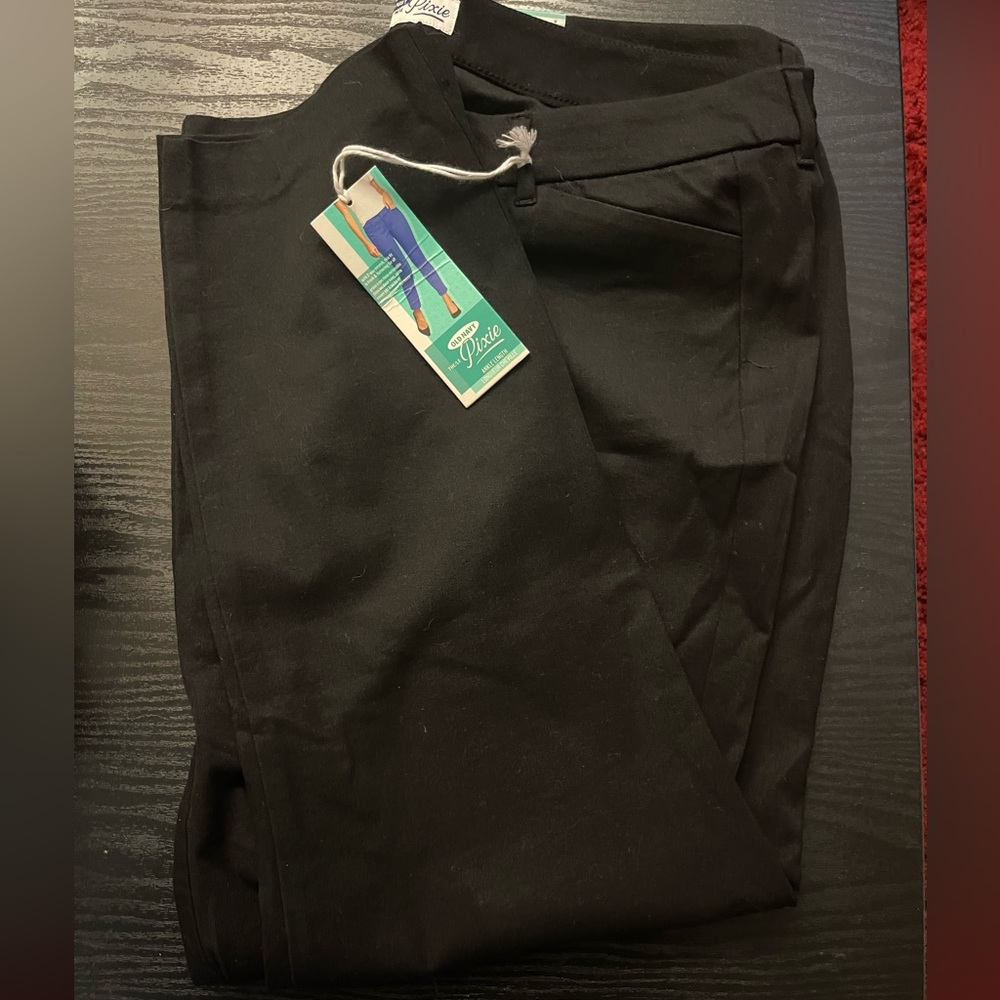 Old Navy Pixie Pant